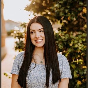 Meet your Posher, Gabrielle